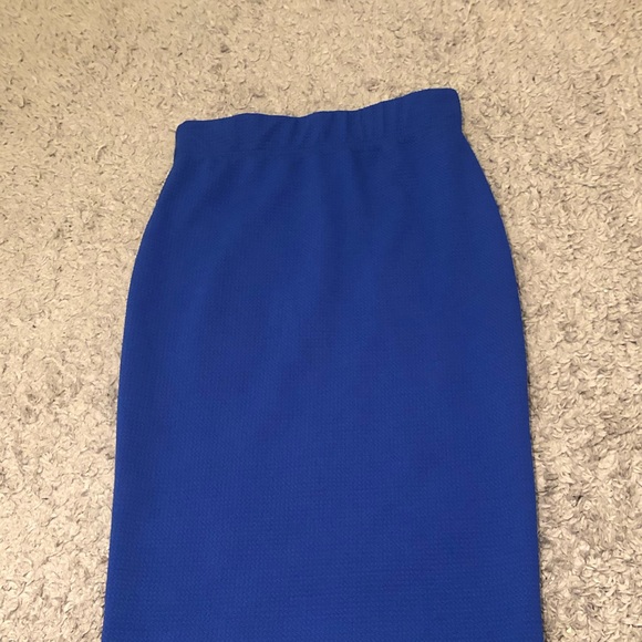 Blue pencil skirt (new) - Picture 1 of 6